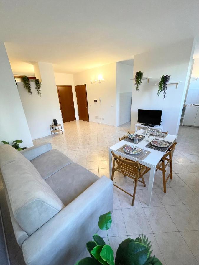 סיניסלו באלסמו Casa Paradiso: Un'Oasi Di Relax מראה חיצוני תמונה